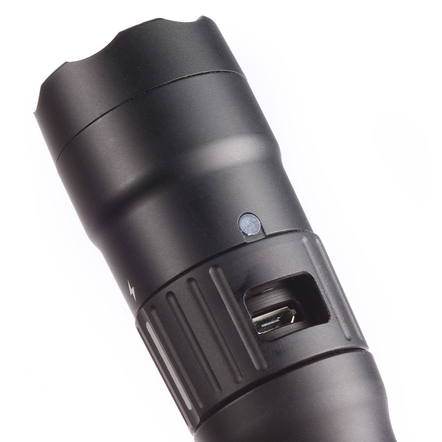 Pelican 7600 LED Tactical Flashlight